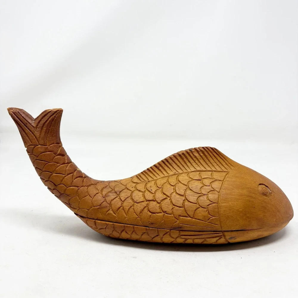 Hand Carved Wooden Fish Trinket Box Nautical‎ Coastal Decor Brown Storage 11.5in